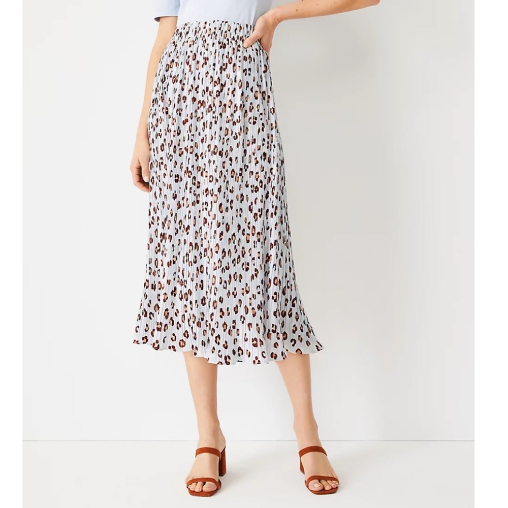 Petite Animal Print Pleated Pull On Midi Skirt - XS petite